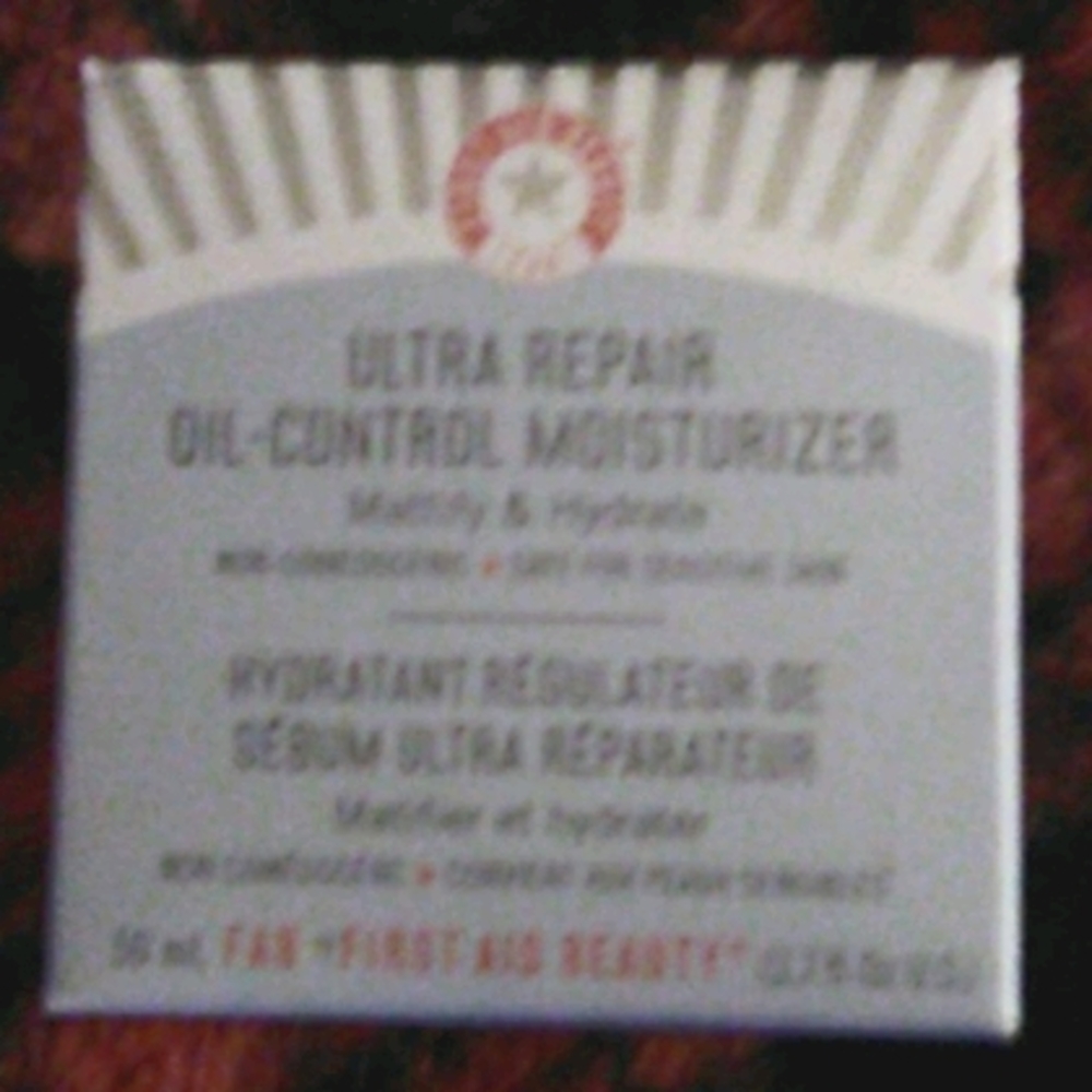 Ultra Repair Oil-Control Moisturizer